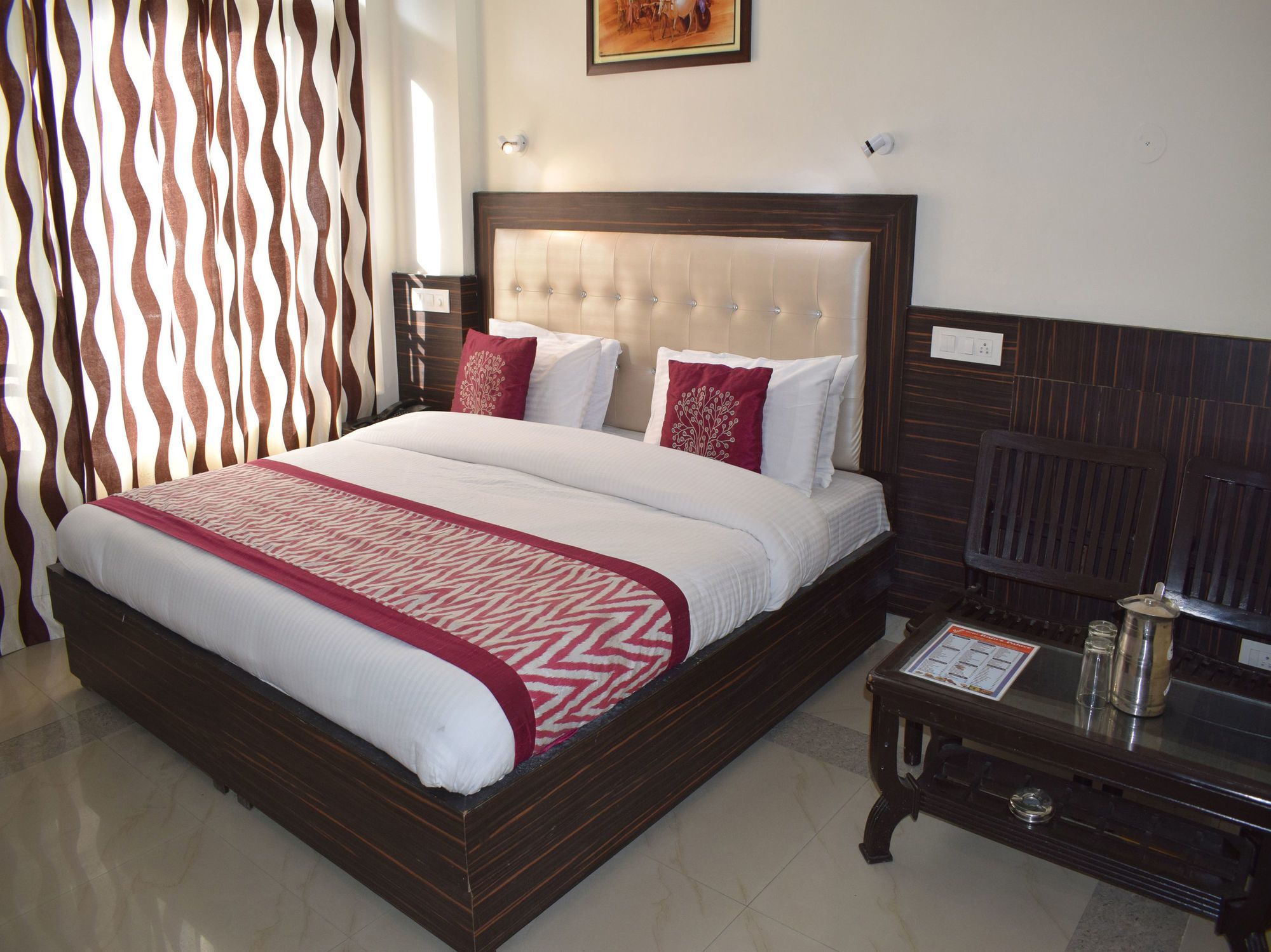 Oyo 10322 Hotel Raja Palace ดารัมซาลา ภายนอก รูปภาพ